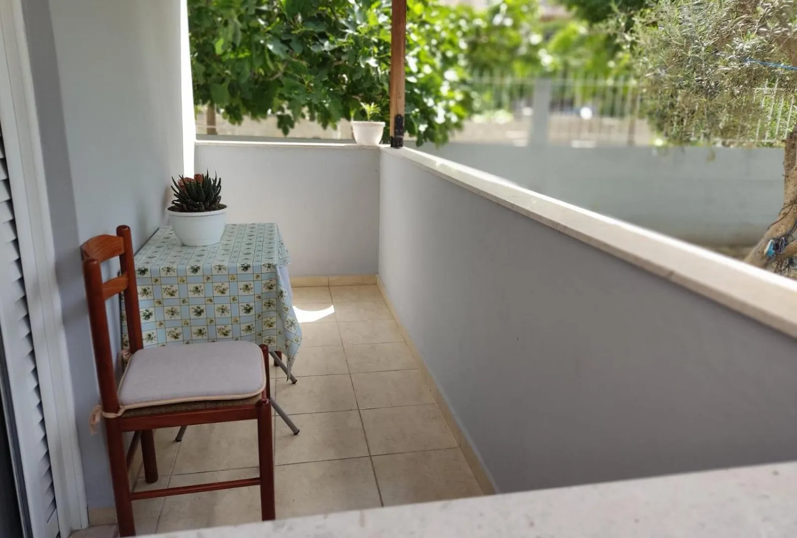 Jani'S Studio Wlora